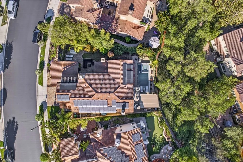 82 Via Regalo San Clemente, CA 92673