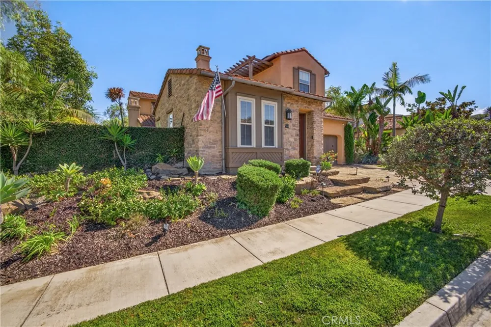82 Via Regalo San Clemente, CA 92673