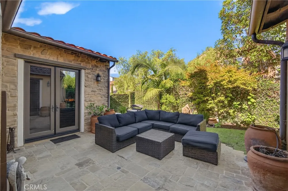 82 Via Regalo San Clemente, CA 92673