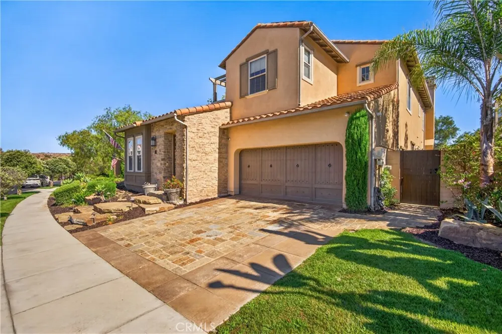 82 Via Regalo San Clemente, CA 92673