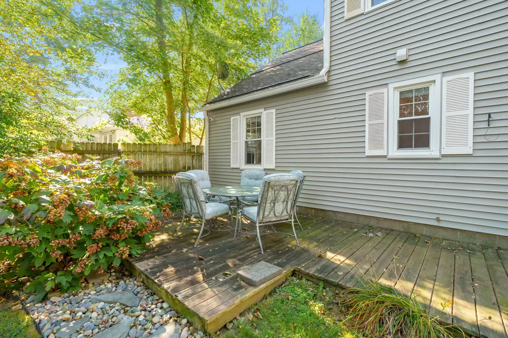 1221 Lakeway Avenue Kalamazoo, MI 49001