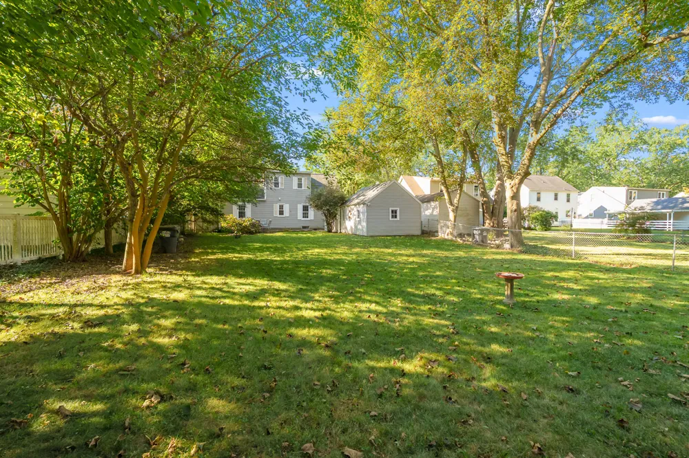 1221 Lakeway Avenue Kalamazoo, MI 49001