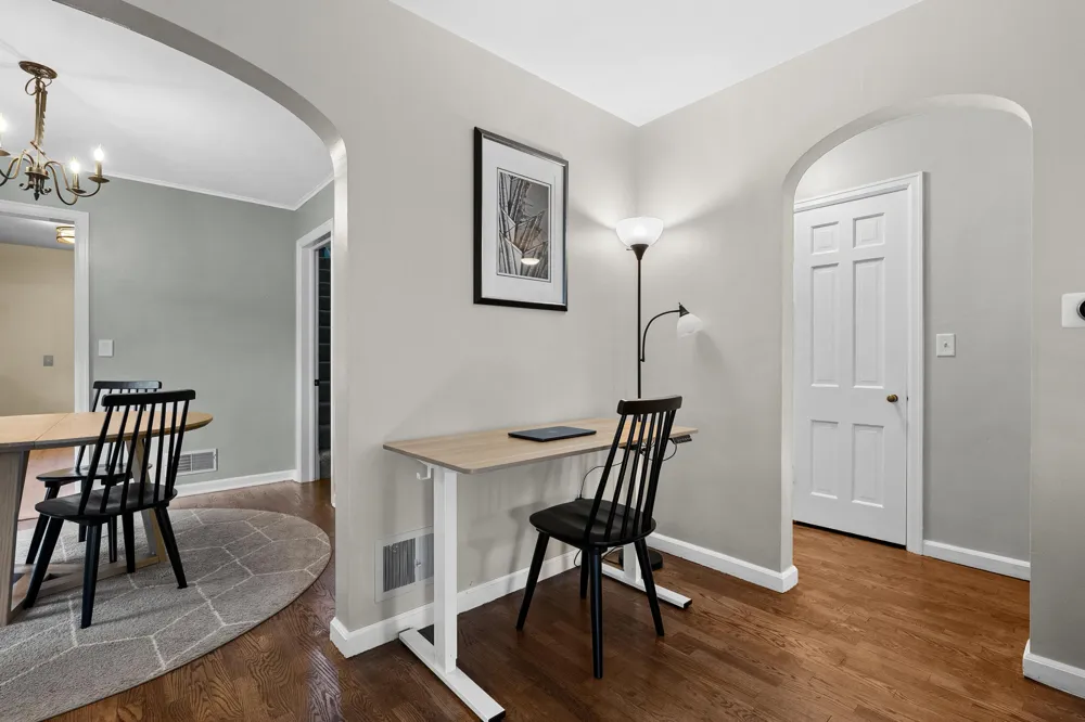 1221 Lakeway Avenue Kalamazoo, MI 49001