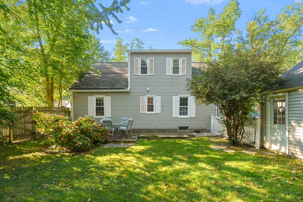 1221 Lakeway Avenue Kalamazoo, MI 49001