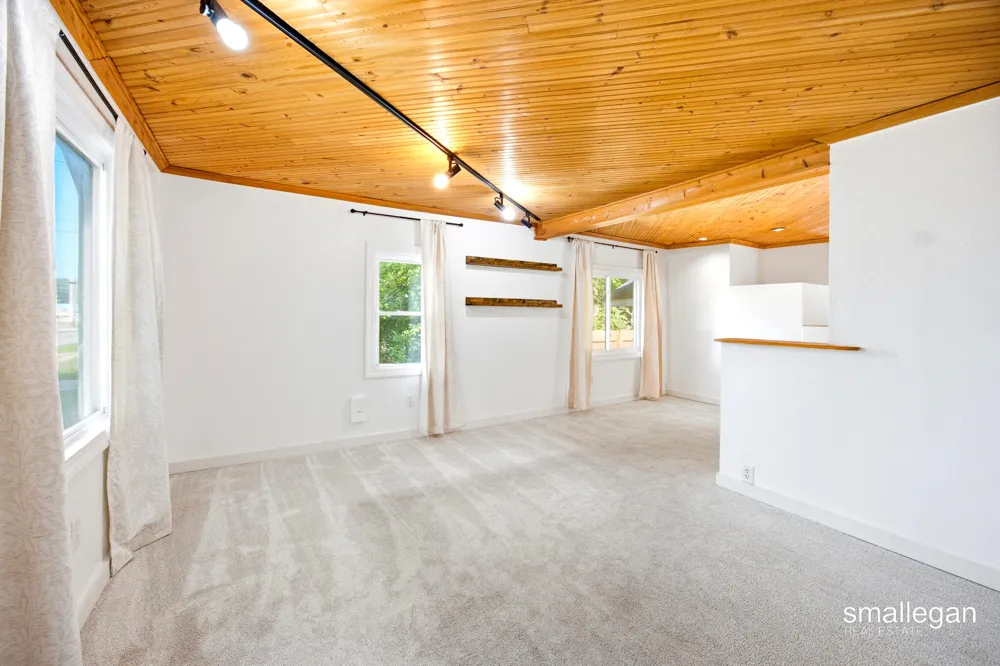 37 Walter Street SE Wyoming, MI 49548