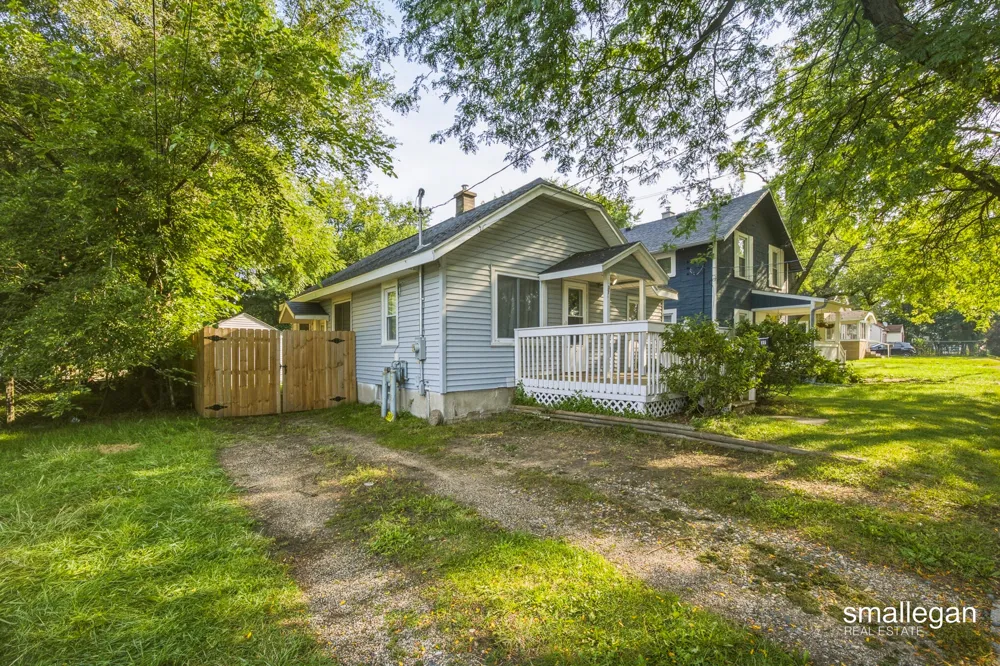 37 Walter Street SE Wyoming, MI 49548