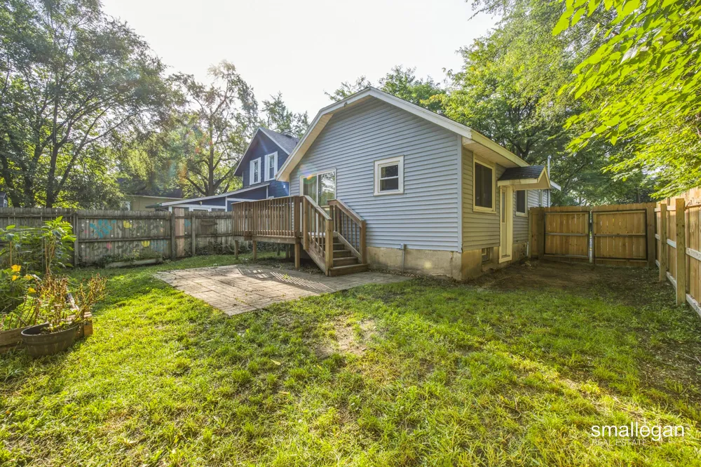 37 Walter Street SE Wyoming, MI 49548