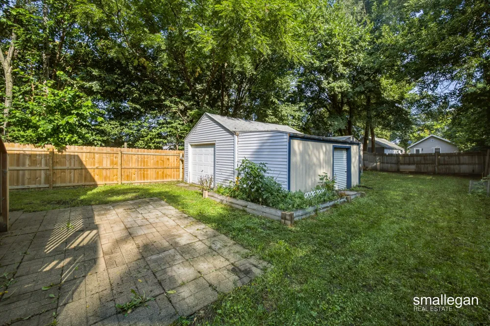 37 Walter Street SE Wyoming, MI 49548