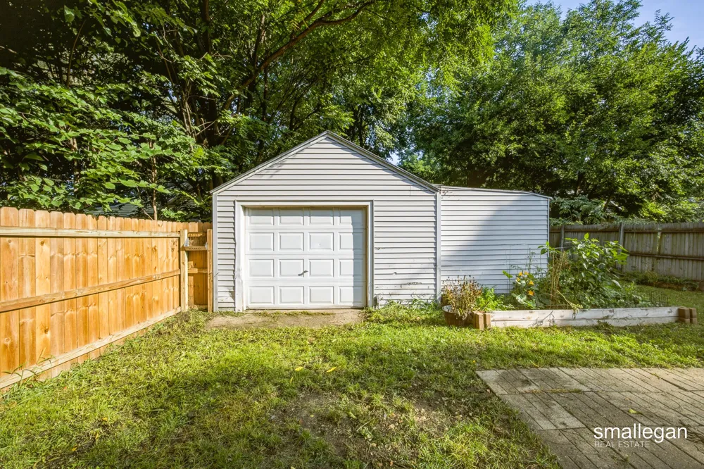 37 Walter Street SE Wyoming, MI 49548