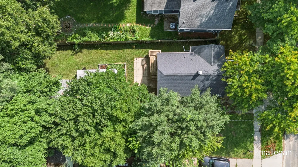 37 Walter Street SE Wyoming, MI 49548