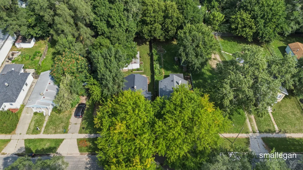 37 Walter Street SE Wyoming, MI 49548
