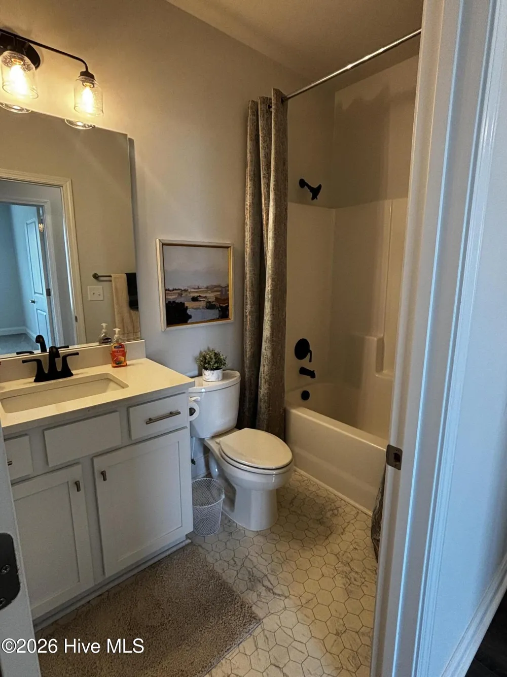 2726 Eliana Lane Winterville, NC 28590