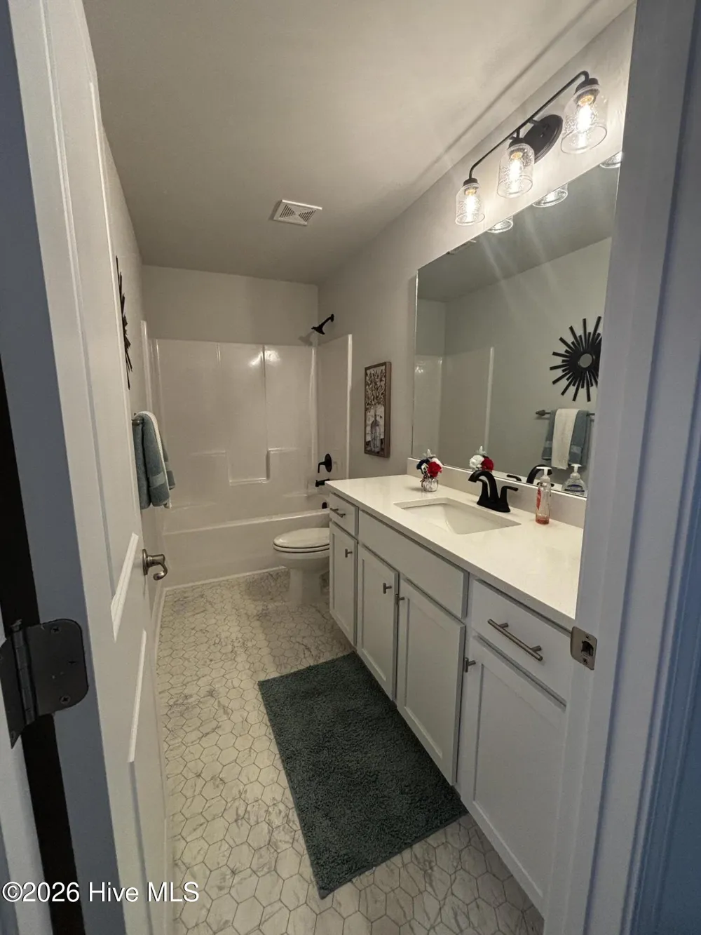 2726 Eliana Lane Winterville, NC 28590