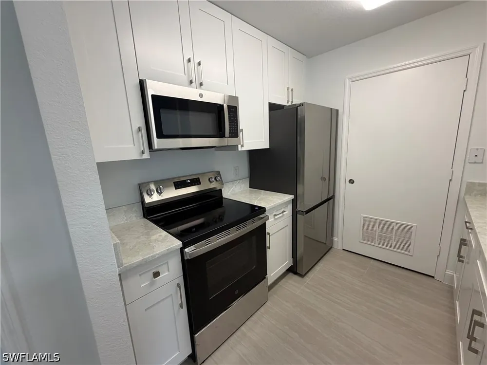 Pleasant Bay Lane #2205 Naples, FL 34119