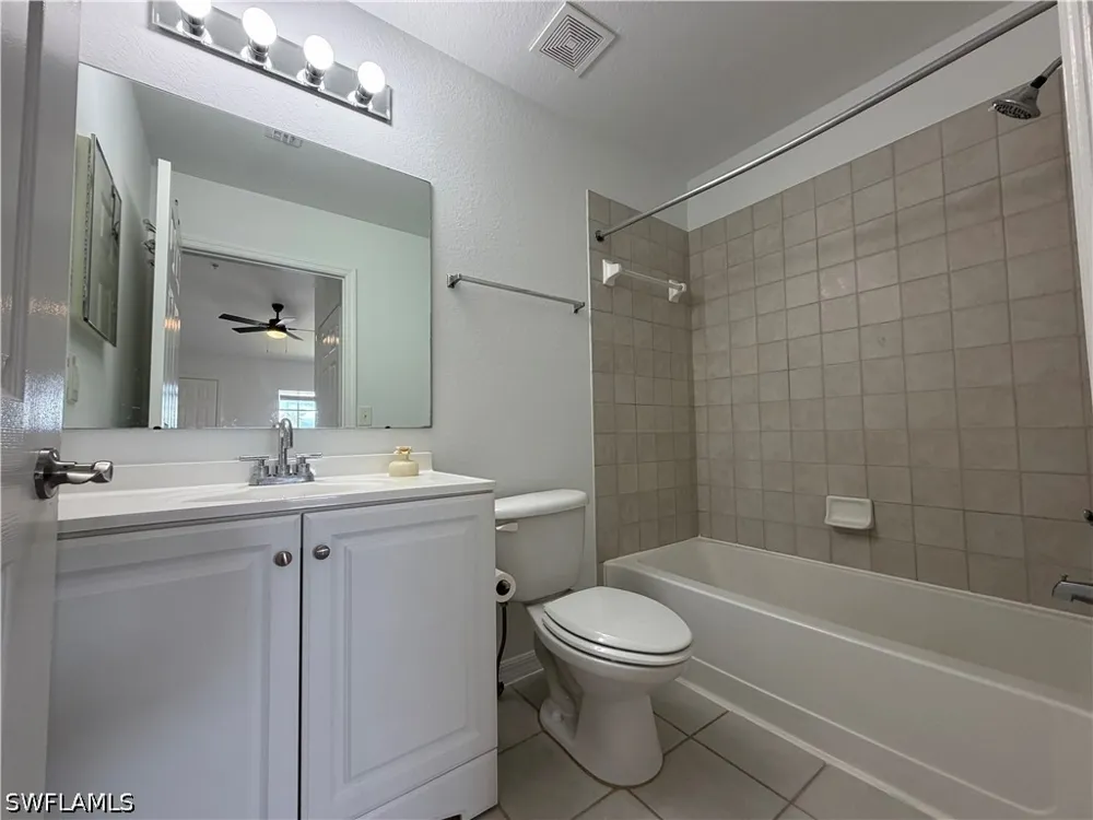 Pleasant Bay Lane #2205 Naples, FL 34119