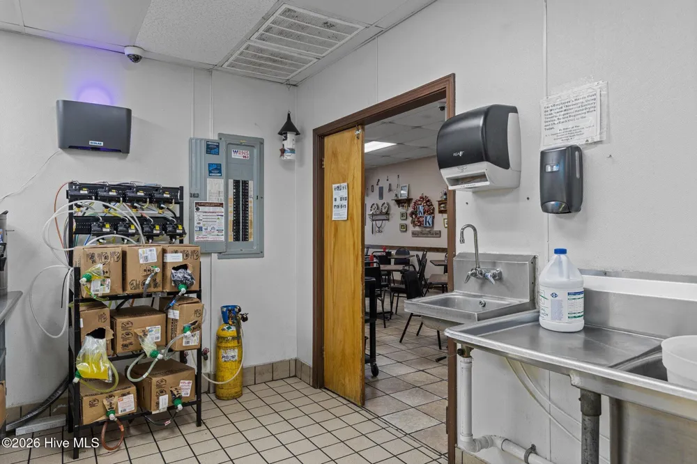 5380 Highway 70 W Morehead City, NC 28557