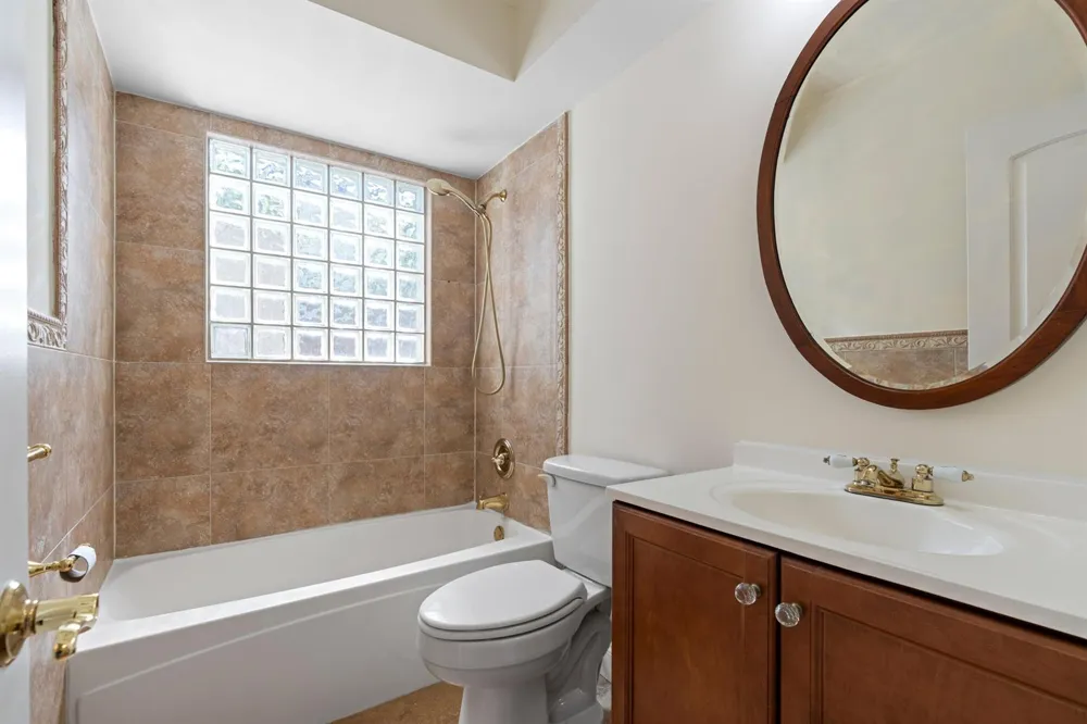 930 SE 10TH COURT Pompano Beach, FL 33060