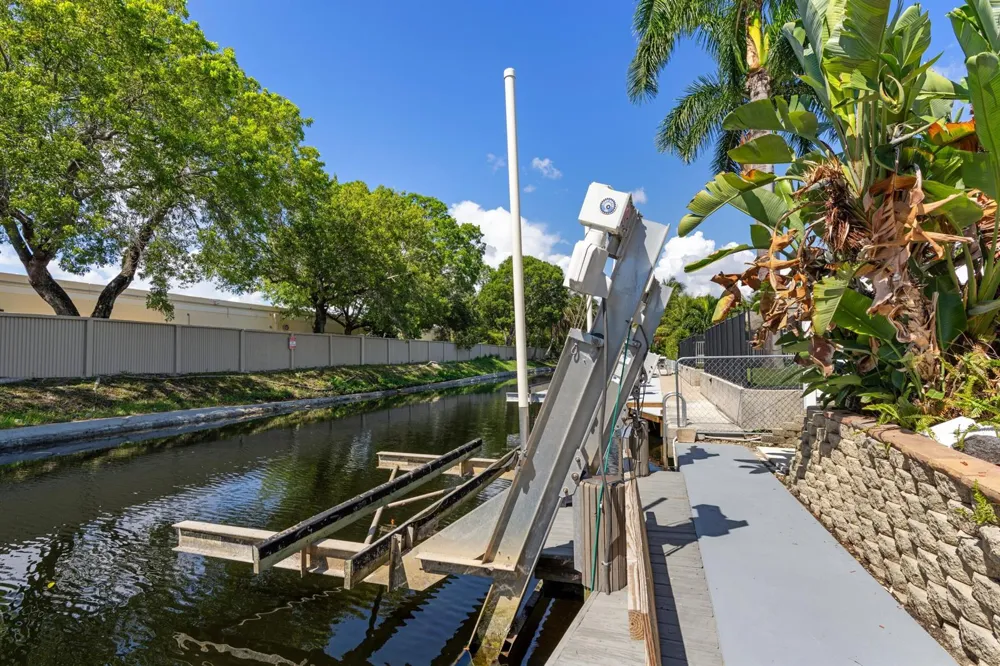 930 SE 10TH COURT Pompano Beach, FL 33060