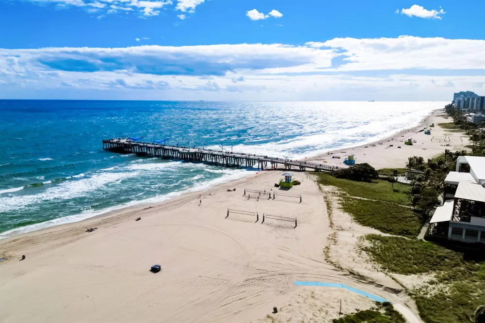 930 SE 10TH COURT Pompano Beach, FL 33060