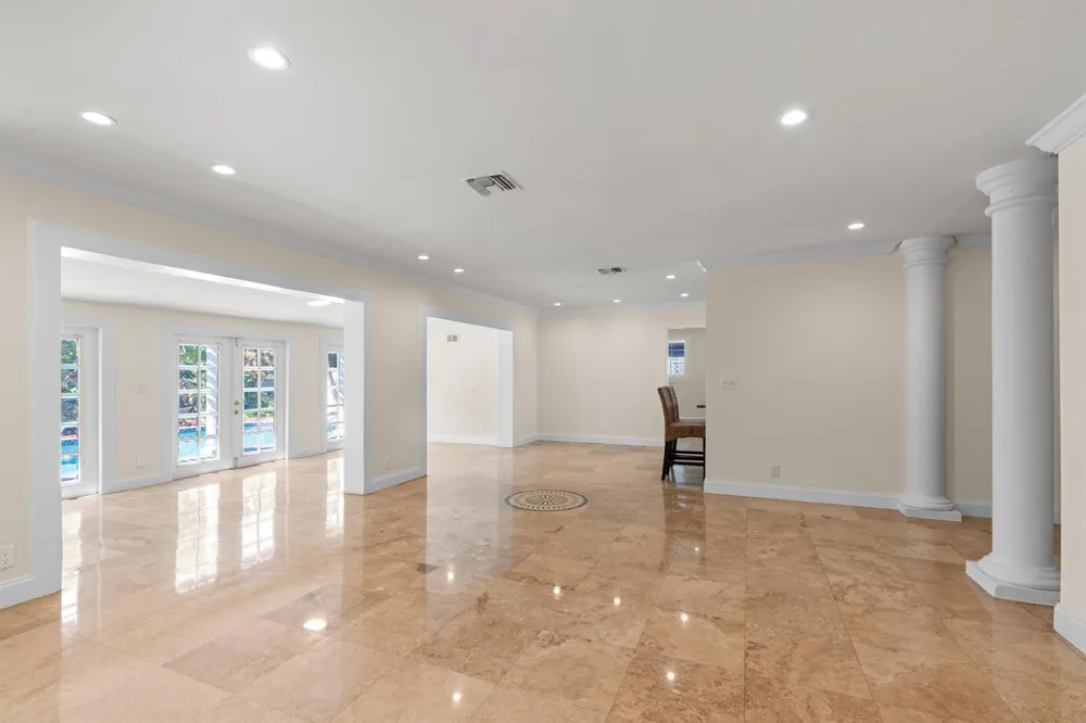 930 SE 10TH COURT Pompano Beach, FL 33060