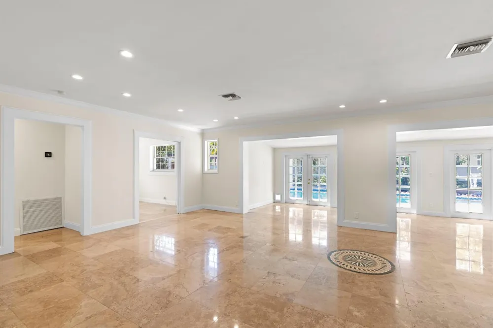930 SE 10TH COURT Pompano Beach, FL 33060