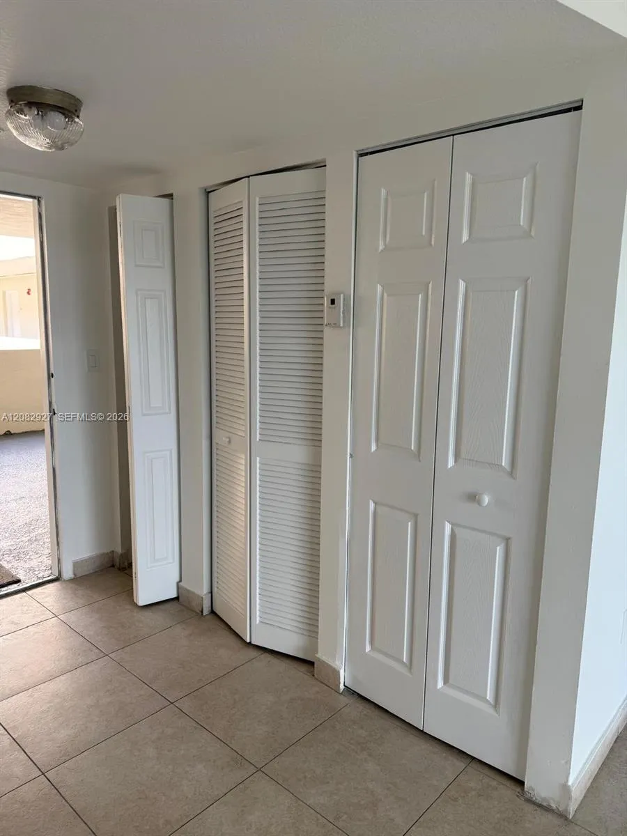 2647 NW 25th ave #411 Miami, FL 33142
