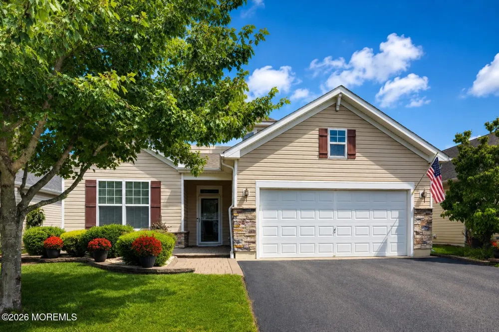 70 Kingston Drive Jackson, NJ 08527