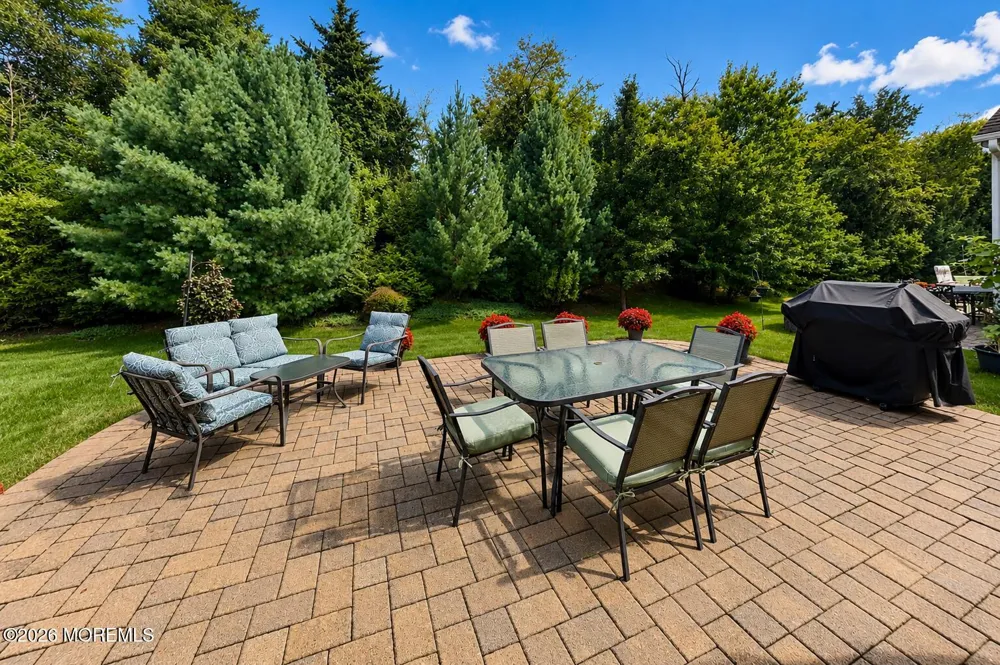 70 Kingston Drive Jackson, NJ 08527