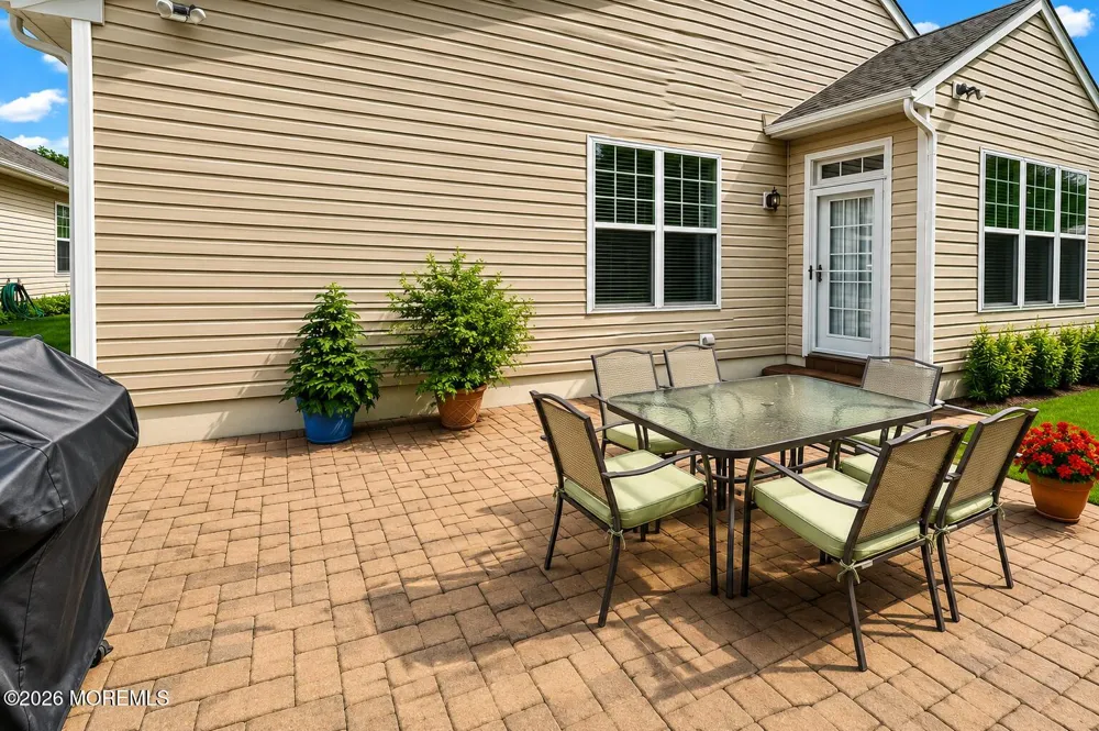 70 Kingston Drive Jackson, NJ 08527