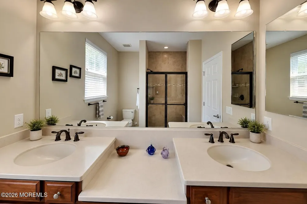 70 Kingston Drive Jackson, NJ 08527
