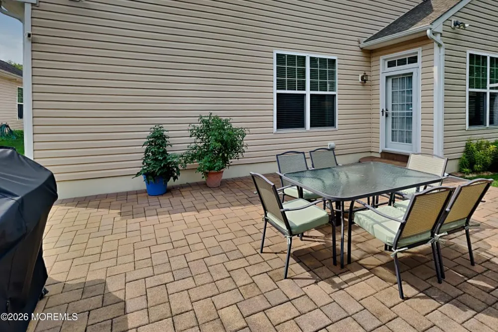 70 Kingston Drive Jackson, NJ 08527