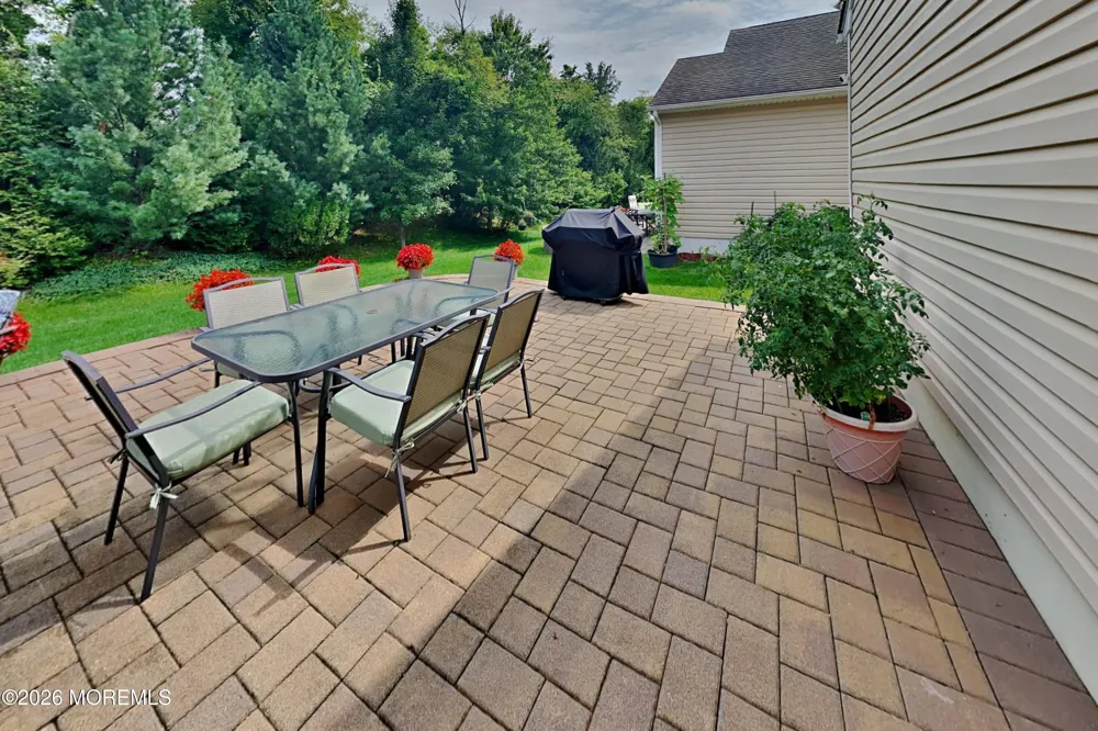 70 Kingston Drive Jackson, NJ 08527
