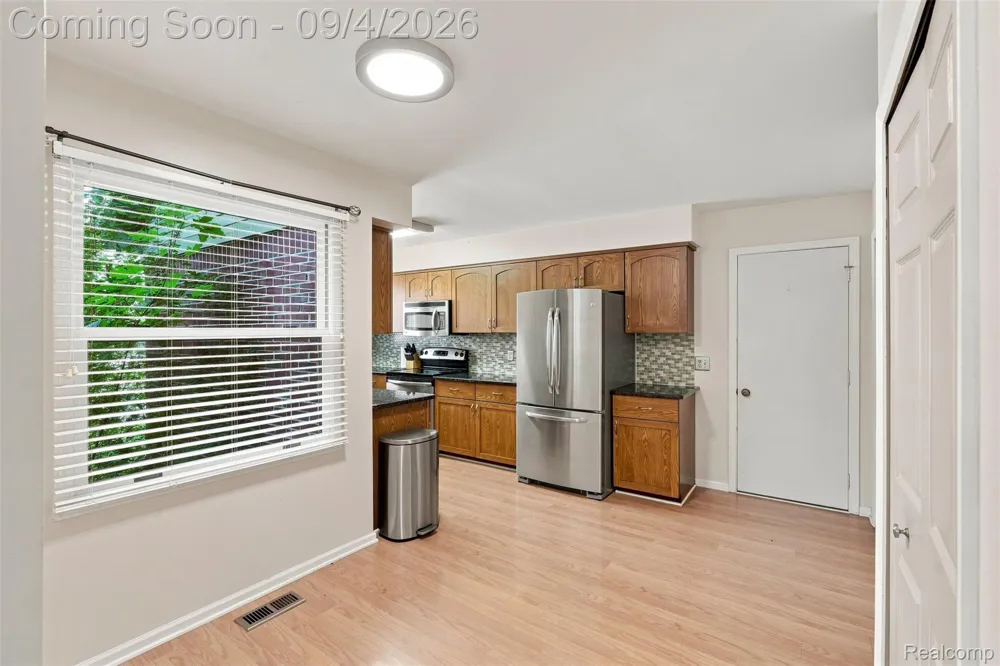 221 Sandalwood Drive Rochester Hills City, MI 48307