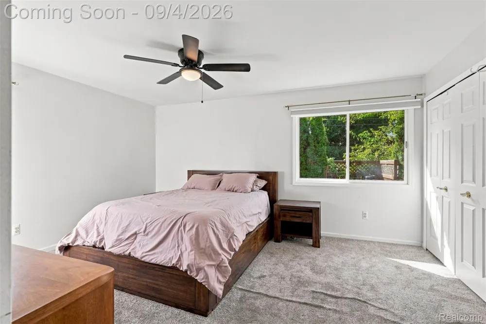 221 Sandalwood Drive Rochester Hills City, MI 48307