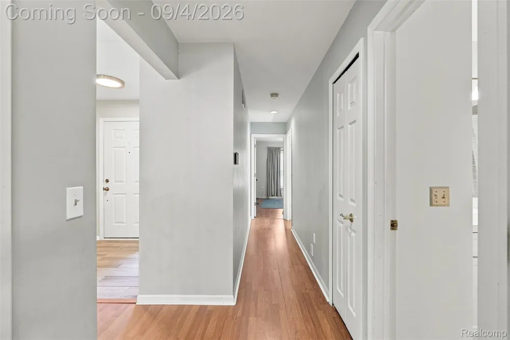 221 Sandalwood Drive Rochester Hills City, MI 48307