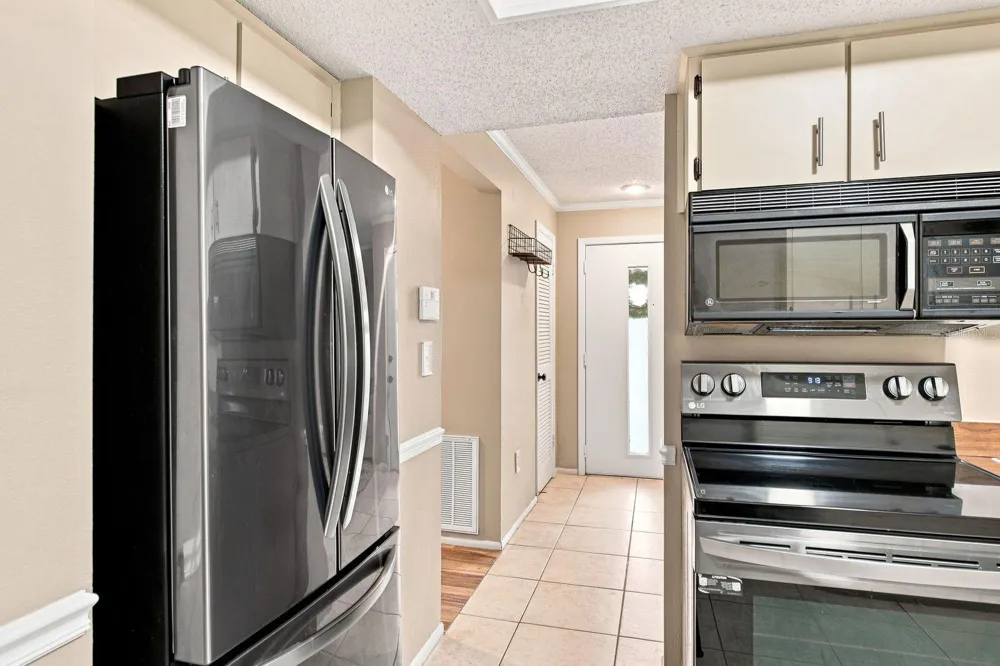 511 MISTLETOE COURT #A Safety Harbor, FL 34695