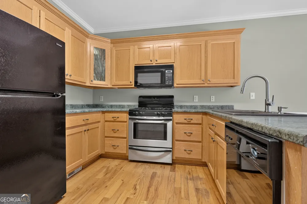 37 Gold Ditch RD Cleveland, GA 30528