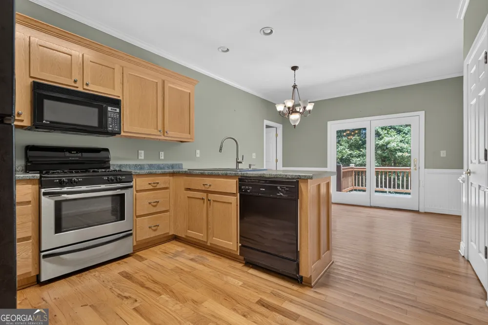37 Gold Ditch RD Cleveland, GA 30528