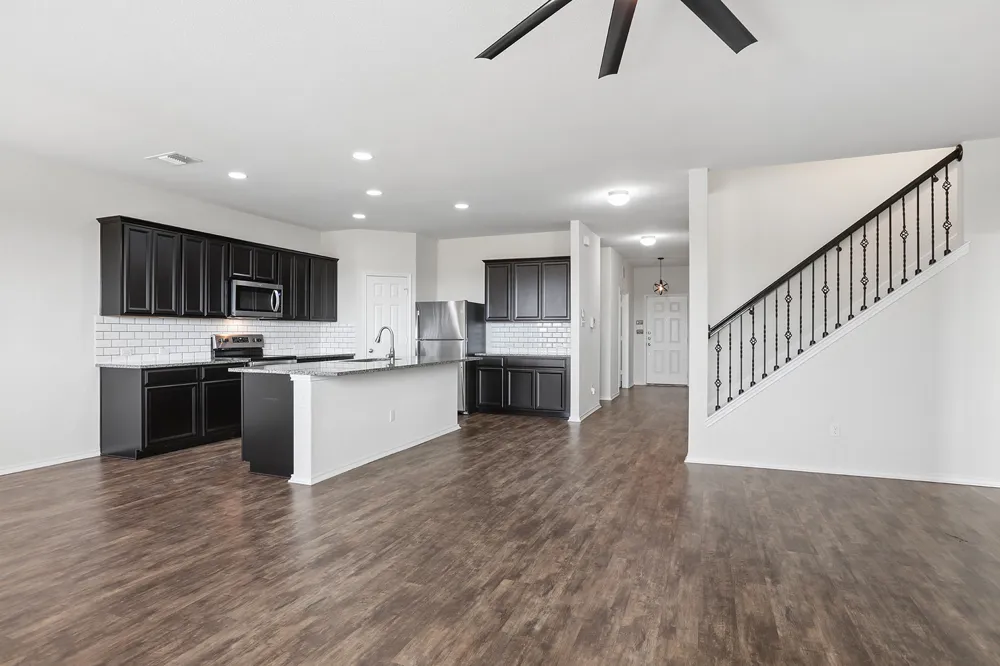 709 Hummingbird Lane Leander, TX 78641