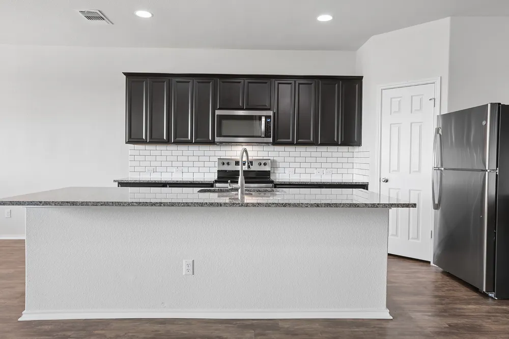 709 Hummingbird Lane Leander, TX 78641