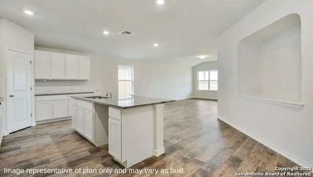 508 Avalon Banks Cibolo, TX 78108
