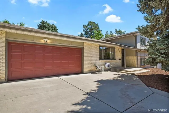 2850 S Hobart Way Denver, CO 80227