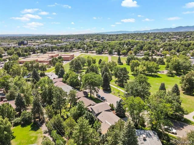 2850 S Hobart Way Denver, CO 80227