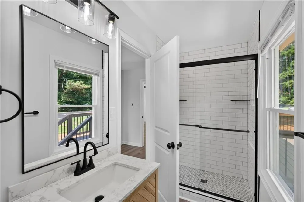 2708 E County Line Road Lithia Springs, GA 30122
