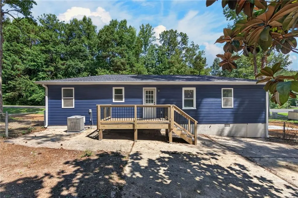 2708 E County Line Road Lithia Springs, GA 30122