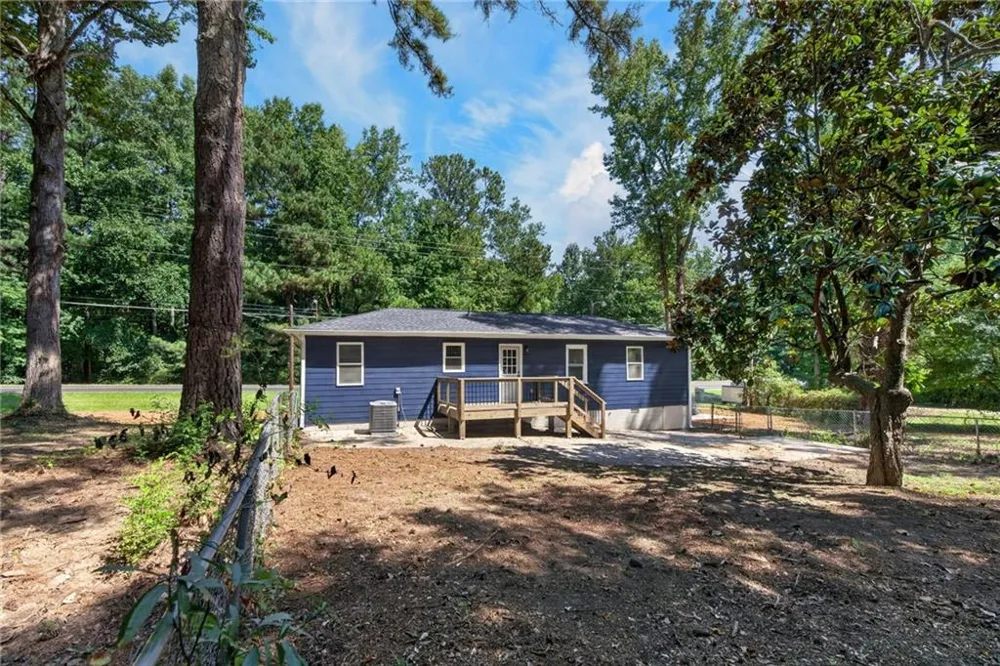 2708 E County Line Road Lithia Springs, GA 30122