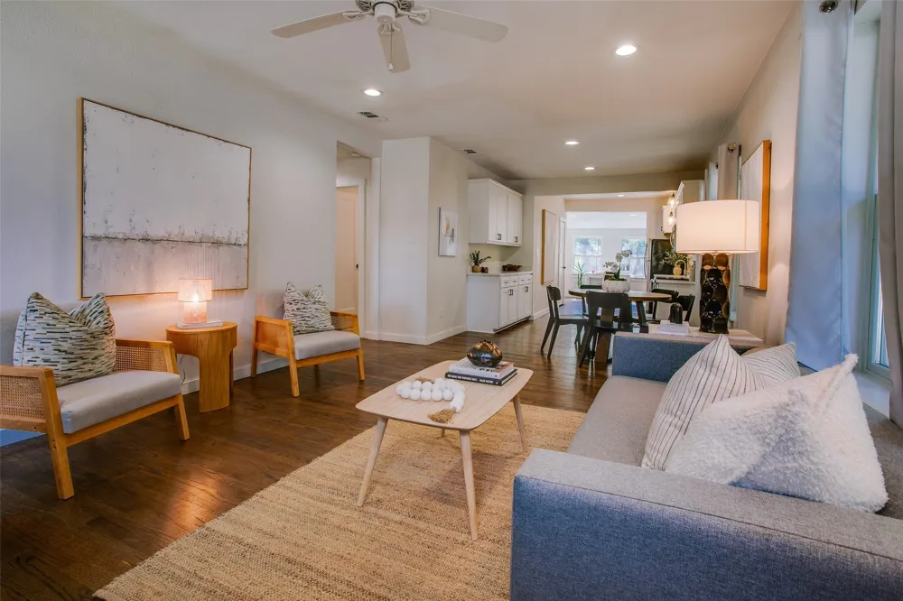 2606 W 12th Street Dallas, TX 75211