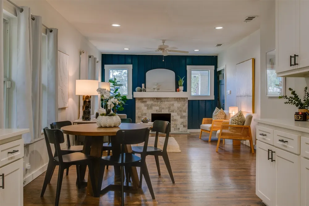 2606 W 12th Street Dallas, TX 75211