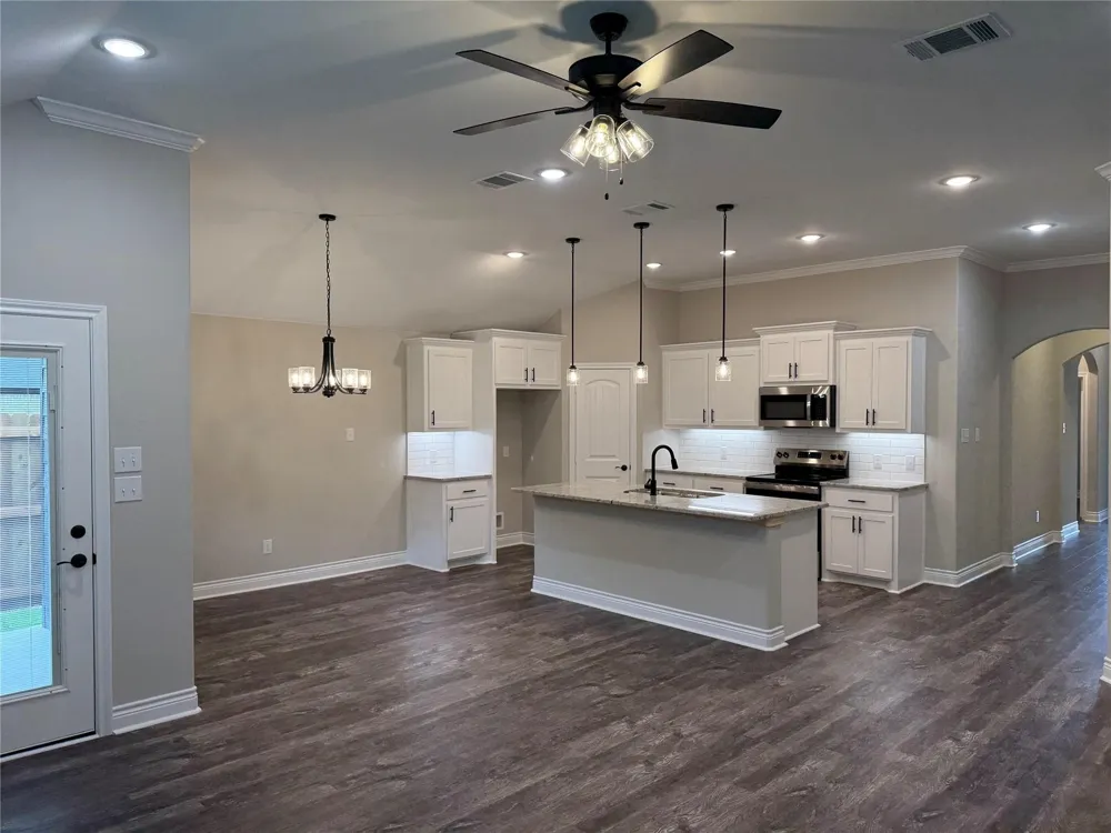 1305 Brad Kellar Drive Greenville, TX 75402