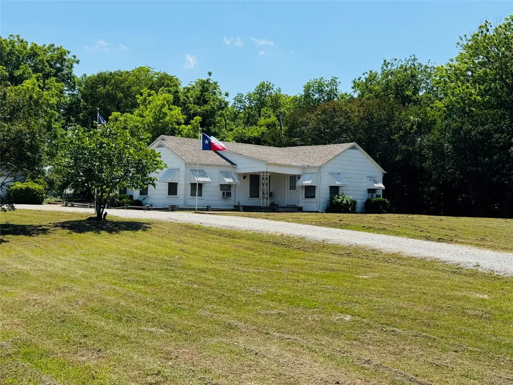 4934 Fm-68 Gober, TX 75443
